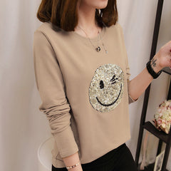 Round neck smiley casual bottoming shirt